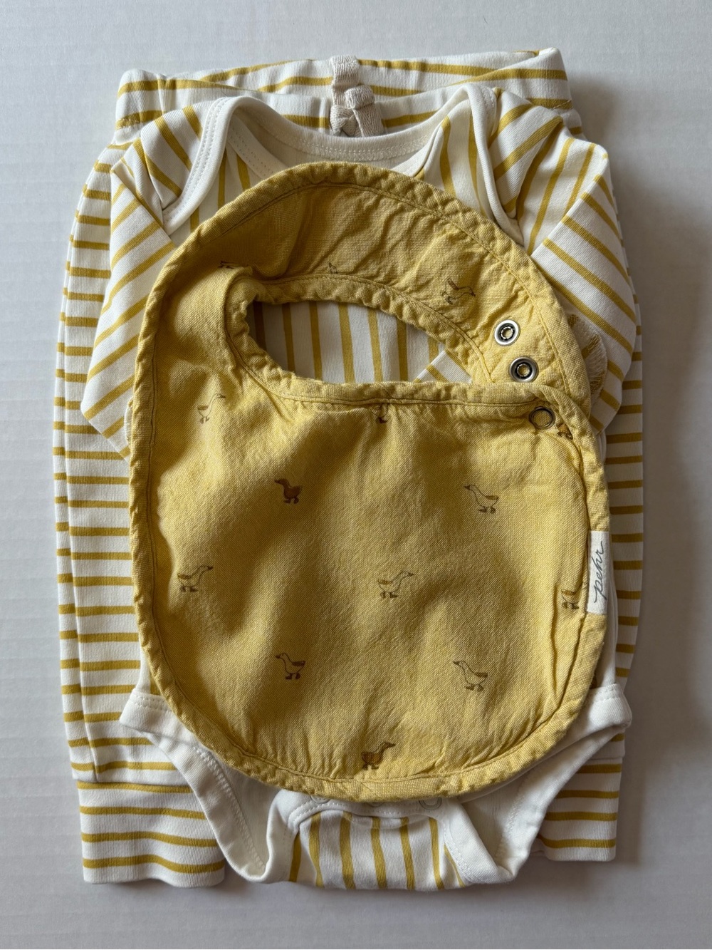 Pehr Baby 3-6M Organic Cotton 3 Piece Stripe Outfit Pants Bib Set
